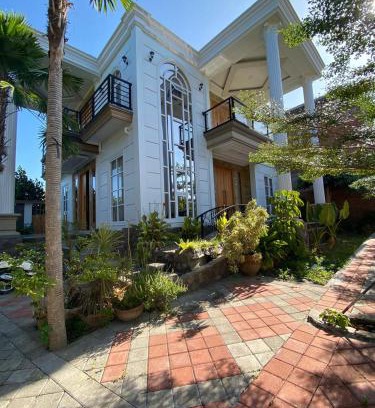 Muncar Casa | abneina pro homestay