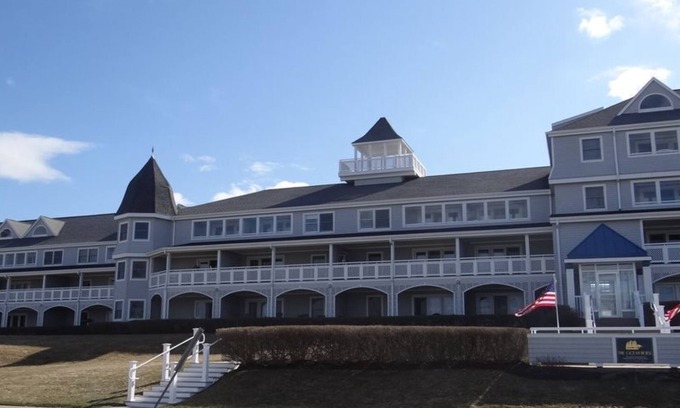 York Beach Condominio | About Serenity Found