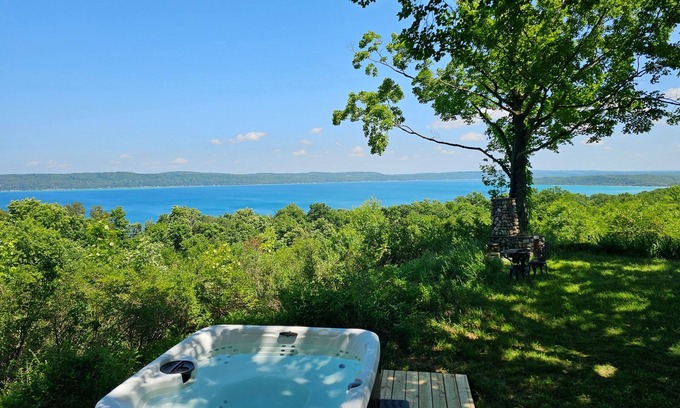 Frankfort Cabaña | Above Crystal Lake - Hot Tub and Panoramic Views