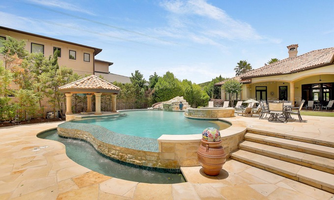 Lower Basin Lake Travis Casa | Above Hacienda | Waterfront I Pool&Spa with Slide I Pickleball I Playscape