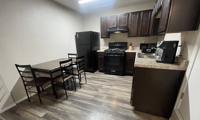 Victory Hills Apartamento | ABQ Apartment Near airport