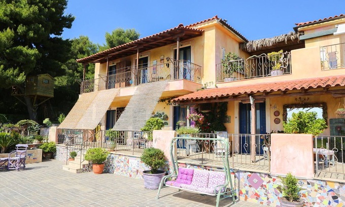 Achladies Apartamento | Apartamento de vacaciones absoluto cerca del mar "Nido" en la majestuosa vista de Villa Stratos