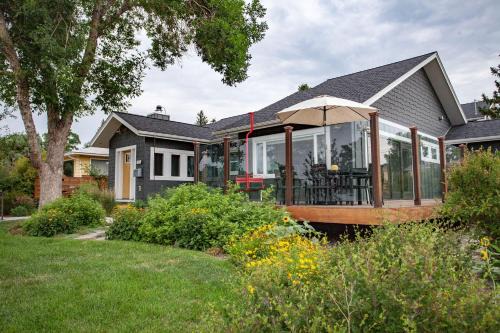 Livingston Casa | Absaroka Sunrise