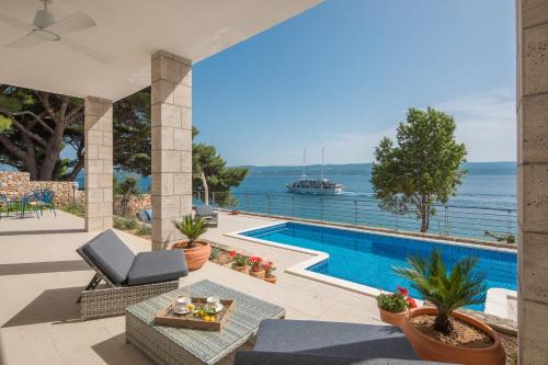 Tice Villa | Absolute Beach Villa