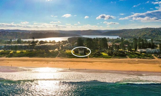 Narrabeen Apartamento | Absolute Beachfront