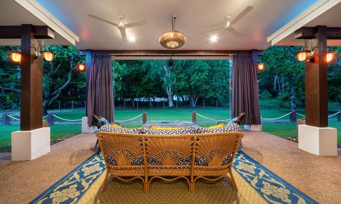 Wonga Beach Casa | Absolute Beachfront Luxury & Serenity: Wonga Belle