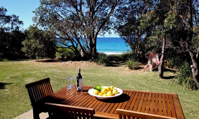 Mollymook Beach Casa | Absolute Beachfront Mollymook