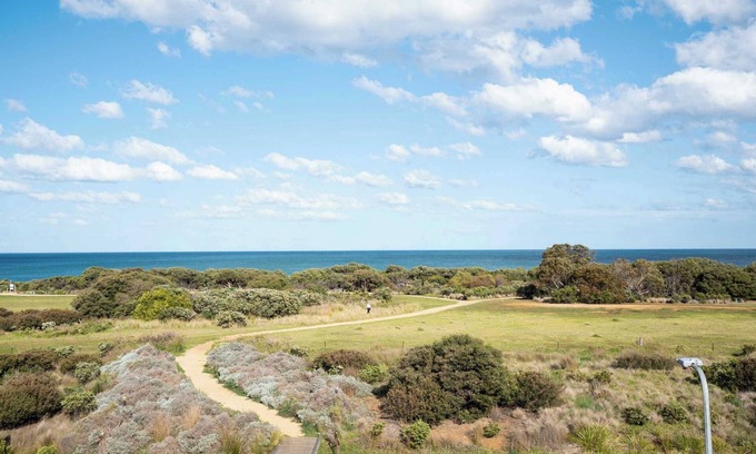Torquay Casa | Absolute Beachfront Views - Bohemian Charm