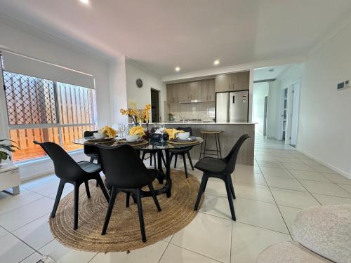 Greenbank Casa | Absolute Familial Paradise- Greenbank