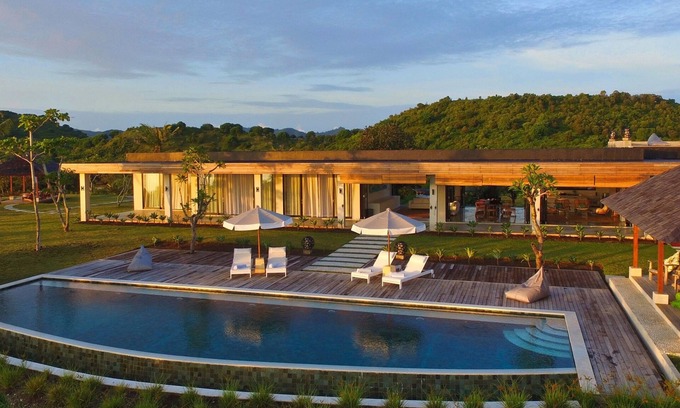 Gili Gede Villa | PRIVACIDAD ABSOLUTA 4 hab. LUJO Villa con playa propia, piscina de 18 m vista de 360 ​​grados al mar