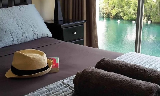 Taupo Apartamento | Apartamento frente al mar, wifi gratuito, piscina y kayaks gratis. Locacion central