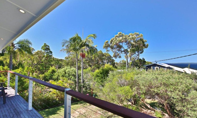 Hyams Beach Casa | Acacia Cottage at Hyams Beach