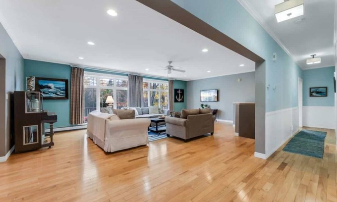 Lamoine Beach Casa | Acadia Lobster Fisherman's Retreat