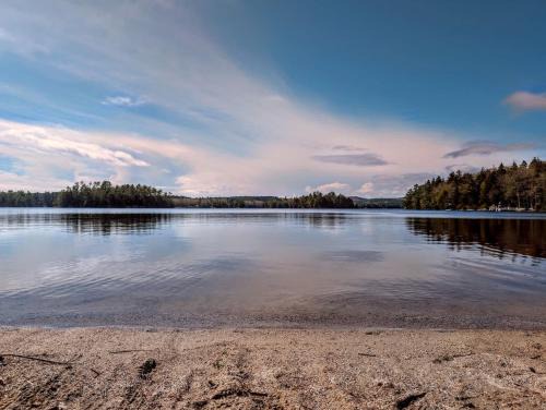 Sullivan Casa | Acadia Sunset Fishing Cabin #5 family beach firepit