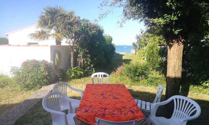 La Flotte Casa | Accès Océan sur Grand Terrain Clos