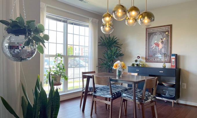 Frederick Condominio | Accessible 1 bedroom apartment near downtown Frederick