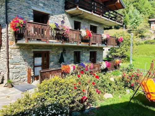 Saint-Vincent Apartamento | Accogliente Casa di Montagna