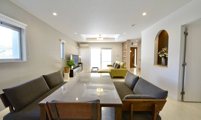 Enobi Casa | Accommodates up to 12 people Enjoy a relaxing time in Okinawa with two families friends and family / Uruma Okinawa