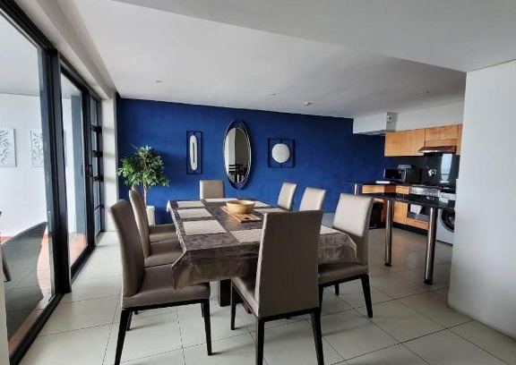 Durban Point Apartamento | Accommodation Front - Exquisite 6 Sleeper Apartment with Ocean Views