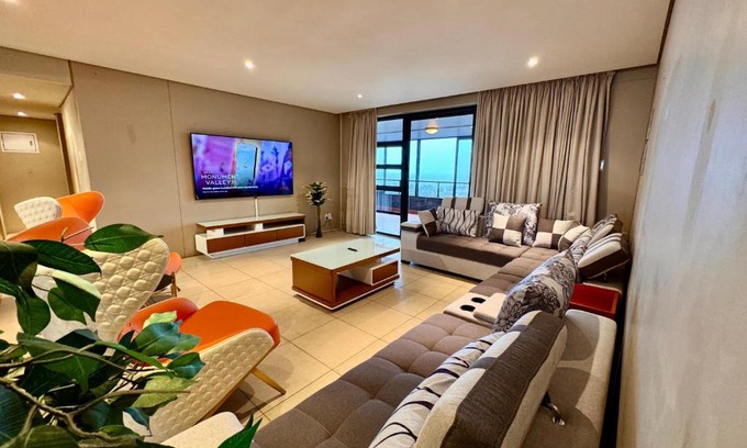 Durban Point Apartamento | Accommodation Front - Marvellous 4 Sleeper with Ocean Views