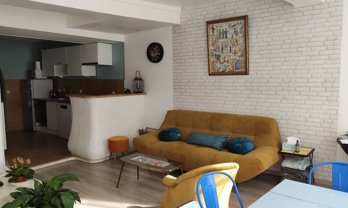Semur-en-Auxois Apartamento | Accommodation in the heart of Semur-en-Auxois