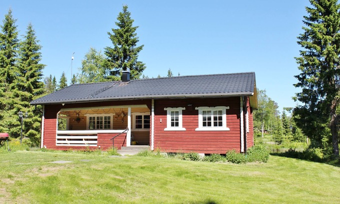 Axland Cabina | Accommodation in the forest by the lake. Come and visit us in Sweden