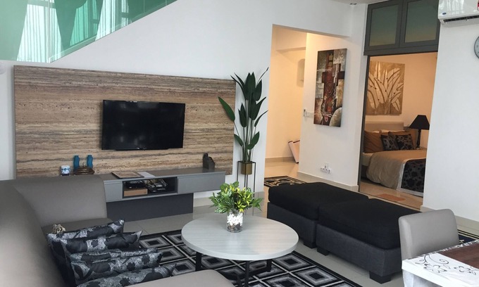 Bangi Sentral Apartamento | ACComo24 EVO Duplex Bangi near Kuala Lumpur