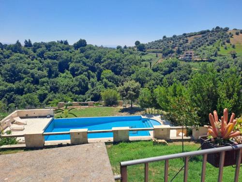 Fiano Romano Apartamento | Accomodation in villa with pool & parking near Rome