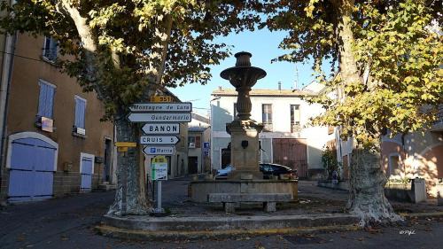 Saint-Etienne-les-Orgues Apartamento | Accueil Chaleureux en Provence