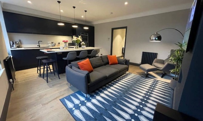 Hillside Apartamento | Ace Flat in Wimbledon Village (10 minutes from Wimbledon Tennis!)