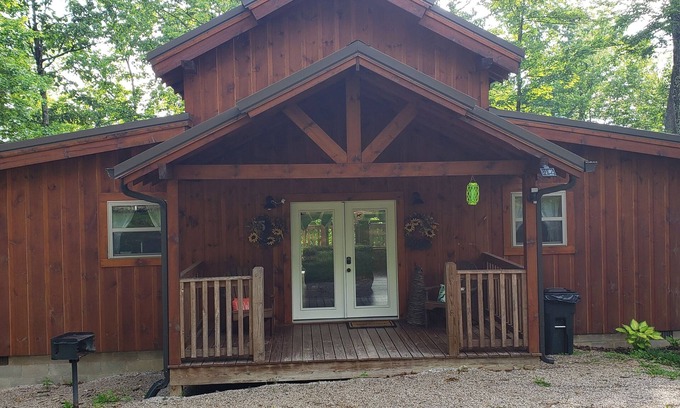 Frenchburg Cabina | ACE HIGH Cabin- RRG- Hot Tub