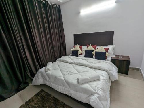 Ghaziabad Apartamento | Ace home one