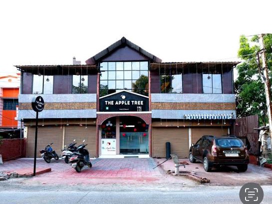 Indore Hotel | Aceotel Inn The Apple Tree