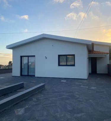 Gaula Casa | Achada de Gaula House