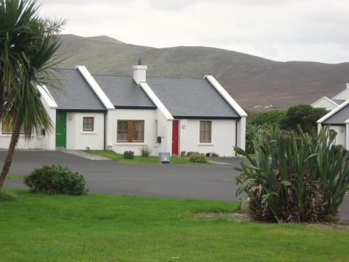 Achill Sound Casa | Achill Sound Holiday Village No 9 by Trident Holiday Homes