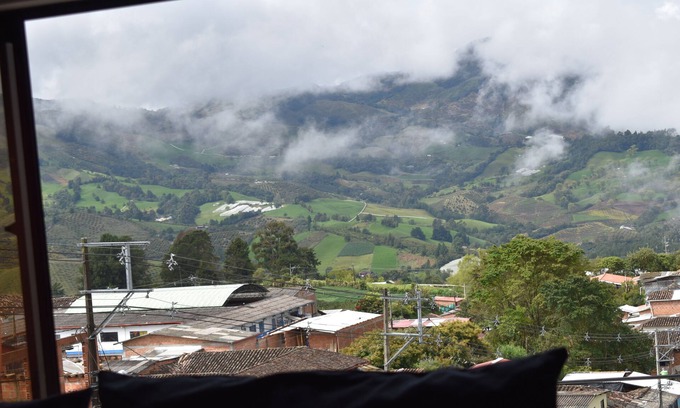 Sonson Apartamento | Acogedor apartamento con vista a las montañas