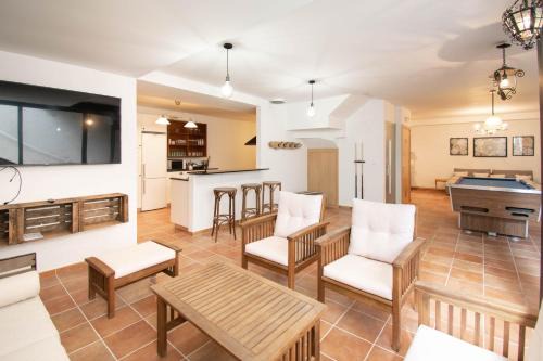 Uterga Casa | Acogedora casa rural a 10 minutos de Pamplona