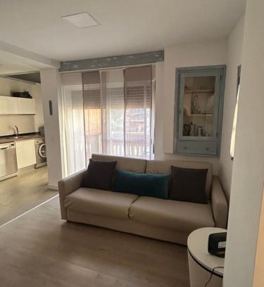 Serra Casa | Acogedora y moderna casa en pueblo