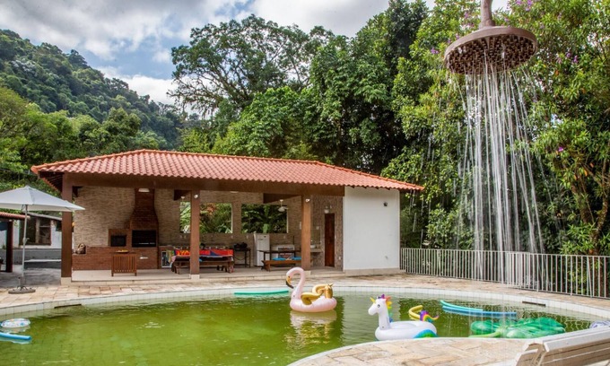 Guapimirim Casa | Cottage in Guapimirim for up to 9 people