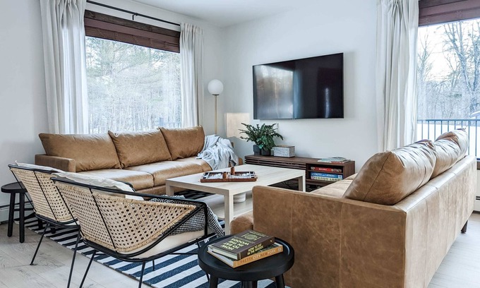 Cairo Casa | Acorn Bungalow - Luxury Cabin, Catskills