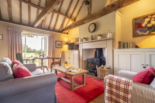 Aldborough Casa | Acorn Cottage