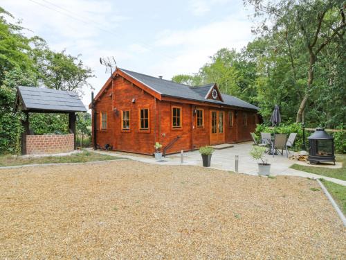 Saxmundham Casa | Acorn Lodge