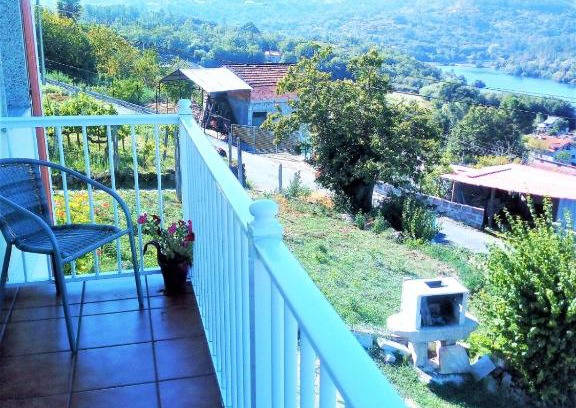 Pereiro de Aguiar Apartamento | Acosta
