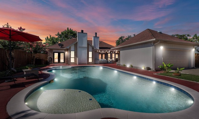 Northeast Carrollton Casa | Acosta’s Retreat