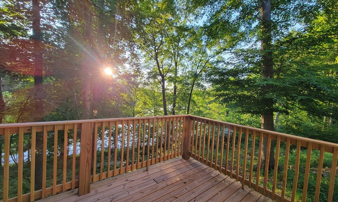 Leitchfield Casa | Acre lot surrounded by Rough River