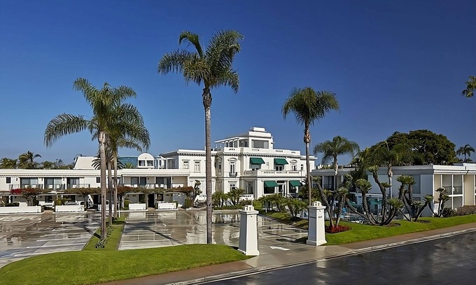 Coronado Hotel | Across from Coronado Beach! w/ Heated Pool, Beach Access and Private Parking!