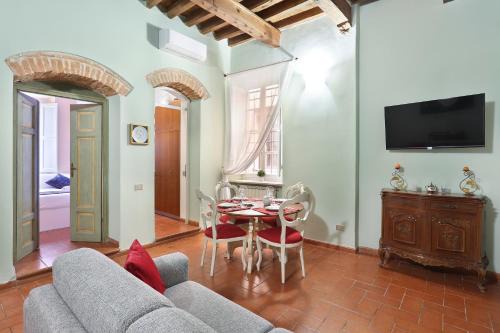 San Niccolo Apartamento | Across The River