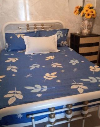 Guayaquil Casa | Acuarela del Rio H#2 Cerca Aeropuerto Habitación privada con baño