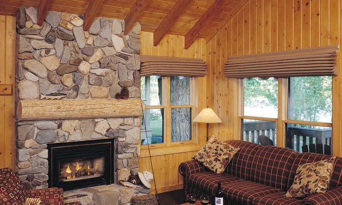 Winthrop Casa | ADA Patterson Lake Cabin - 1 Queen/1 Queen Murphy/1 Twin