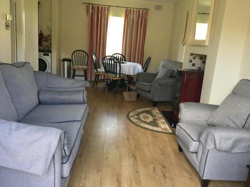 Adare Apartamento | Adare Luxury Riverside Apartment